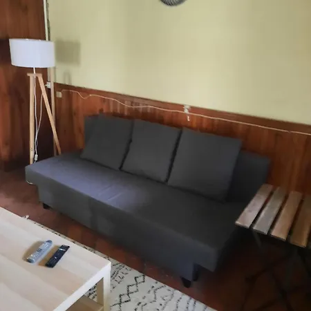 펜션 La Maison Ancienne Auvergnate A Orleat